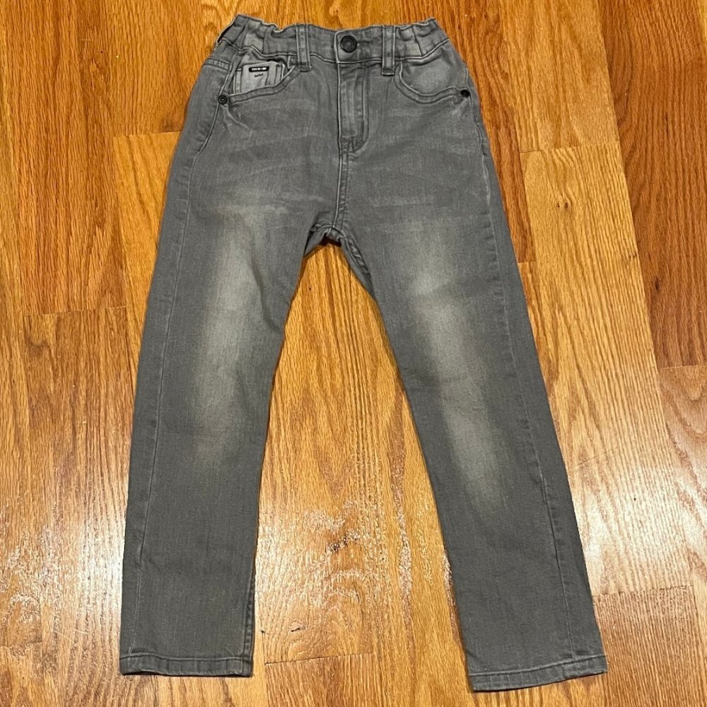 Denim&Co Boy's Grey Jeans - size 6-7 years